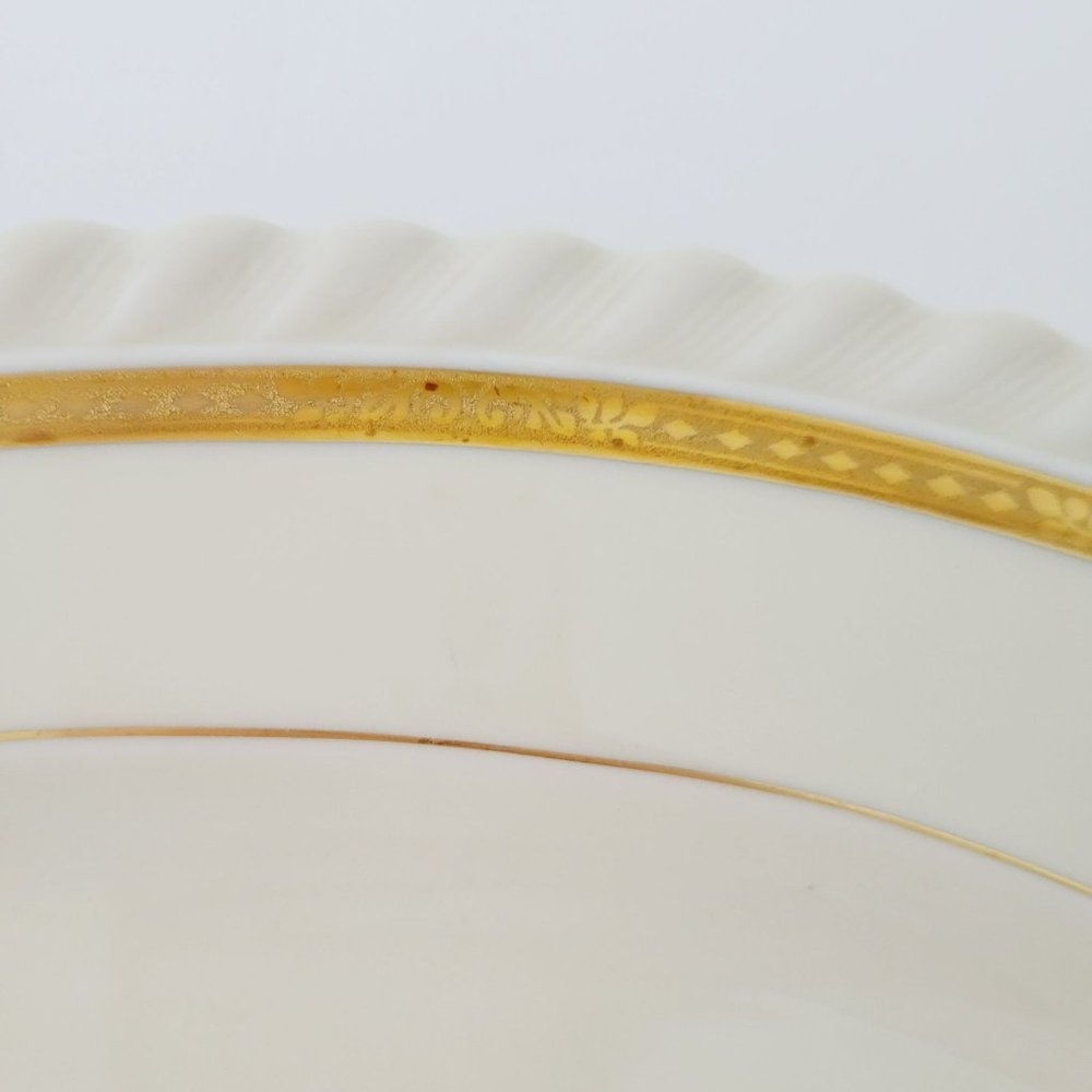 Vintage Krautheim Floral 15" Oval Platter, Gadroon Edge, Etched Heavy Gold Trim - Picture 5 of 10